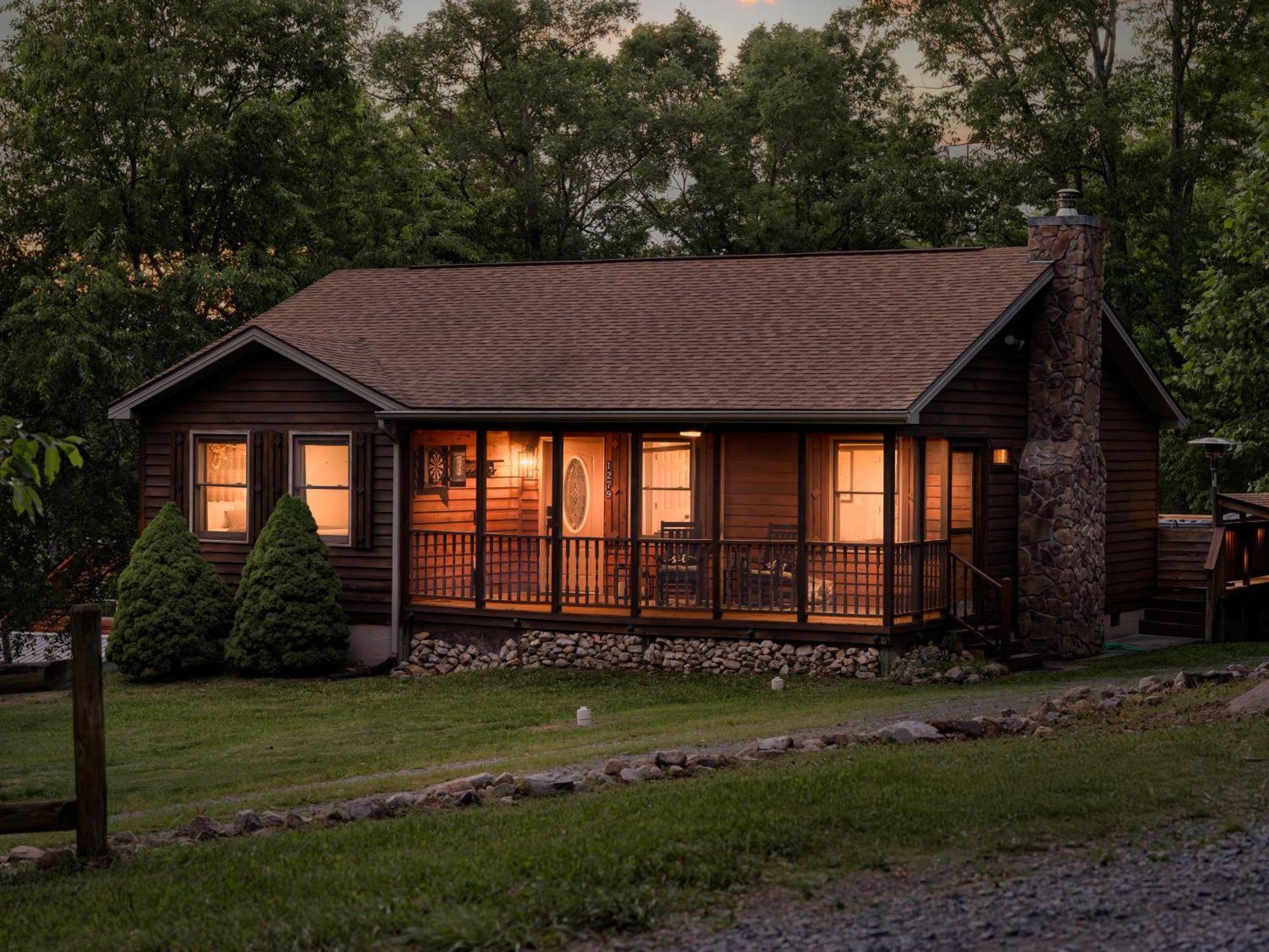 Shenandoah Dog Friendly Cabin With River Access, Hot Tub, Fire Pit, Bbq, Outdoor Dining Dış mekan fotoğraf